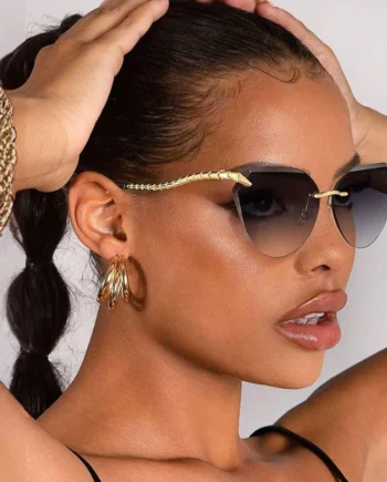Luxury Cat Eye Sunglasses – Gold Snake Frame with Gradient Black Lenses