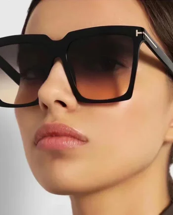 Trendy Oversized Square Sunglasses with Gradient Lenses