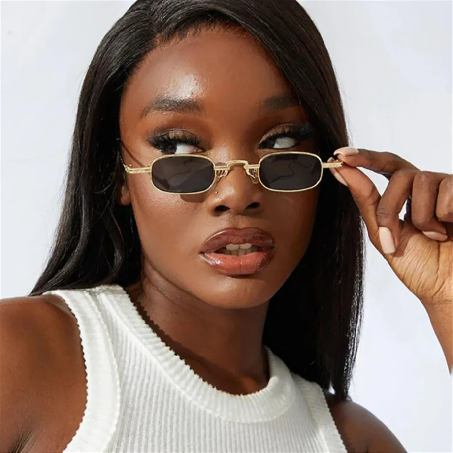 Vintage Gold Rectangle Sunglasses – Y2K Aesthetic with Black Lenses