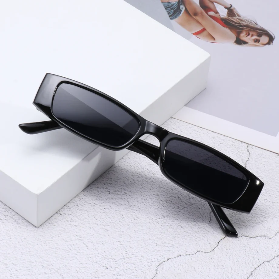 Retro Slim Rectangle Sunglasses for Women – Trendy Vintage Style