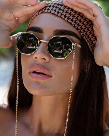 Octagonal Retro Sunglasses with Chain – Vintage Gold Frame & Black Lenses
